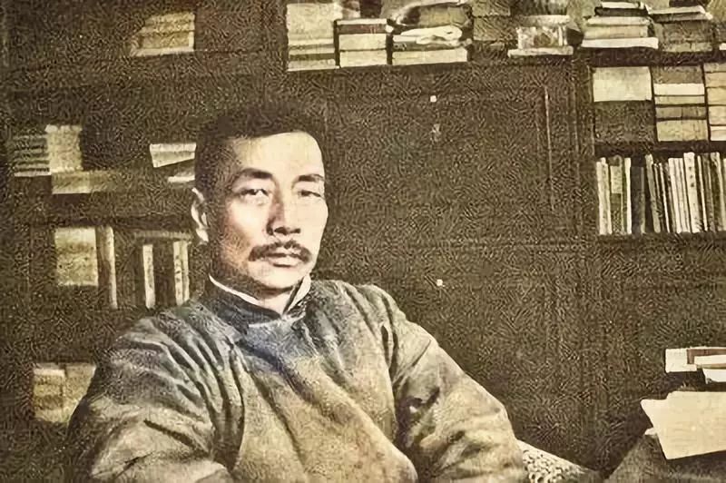 鲁迅1981猜四字成语_鲁迅图片带字(2)