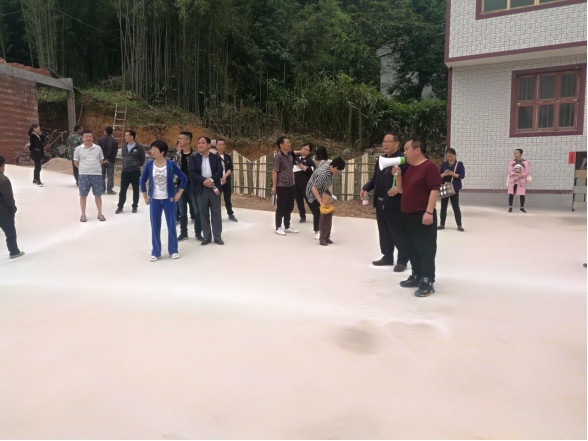 独山什么成语_南阳独山图片(2)