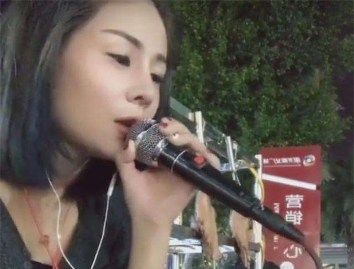 狂狼是一种态度是什么歌?花姐为什么能够走红