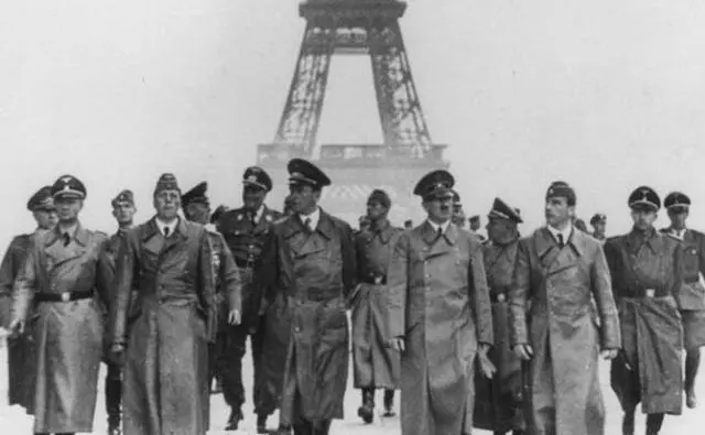 二战时，4万法军向德军缴械，被称为“最有尊严的投降”！