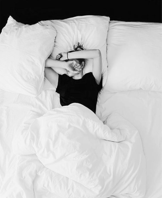 怎么才可以让自己快速睡着 8e3f933cee994aa681081beea91da090.jpeg