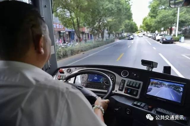 上海招聘司机_2019上海嘉定公交招聘驾驶员公告(2)