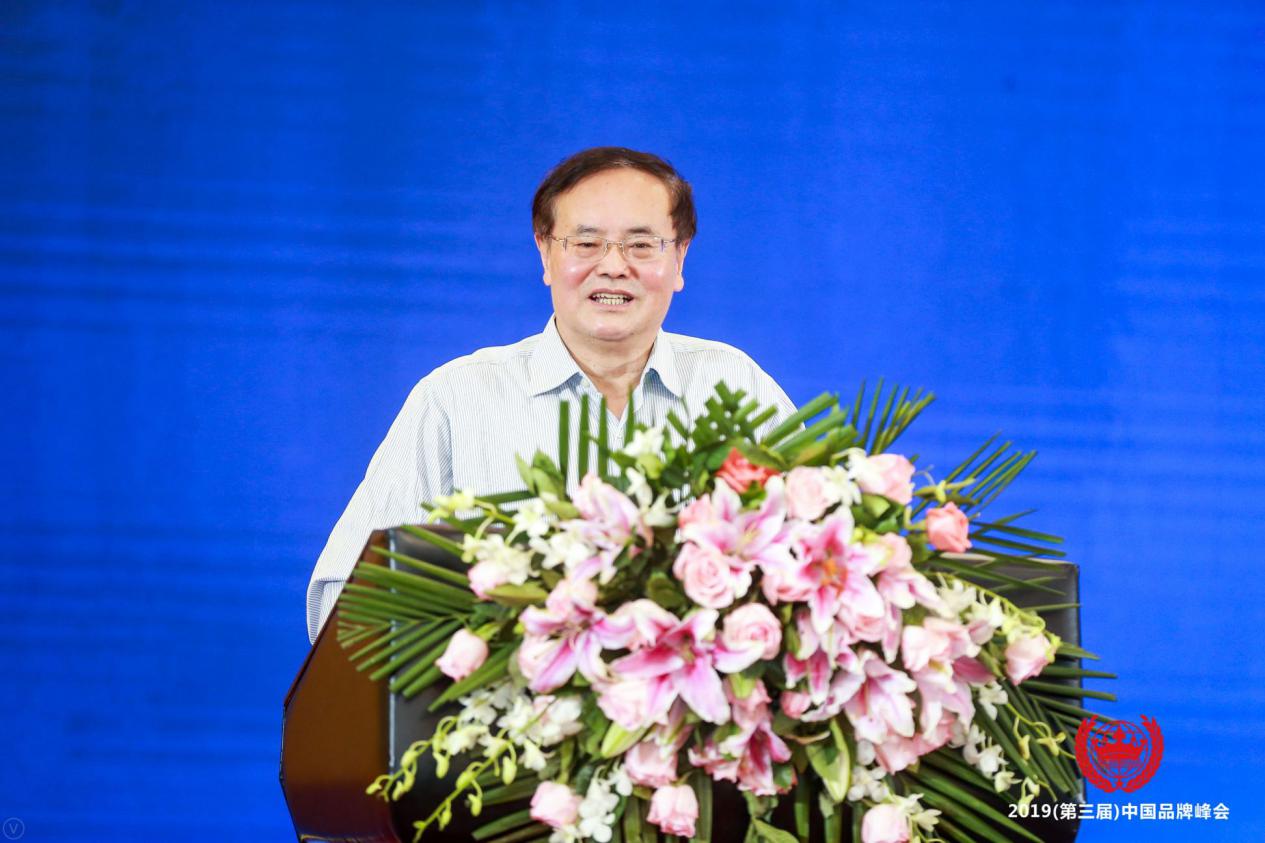 2019中国十大经济学家_行动派教育荣膺2019中国教育十大创新品牌奖(3)
