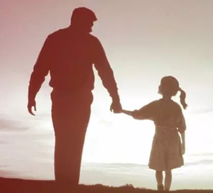 怎样才算一个好的人 bf2ebdb11ce04d73b37e0b0daa24ccb1.jpg