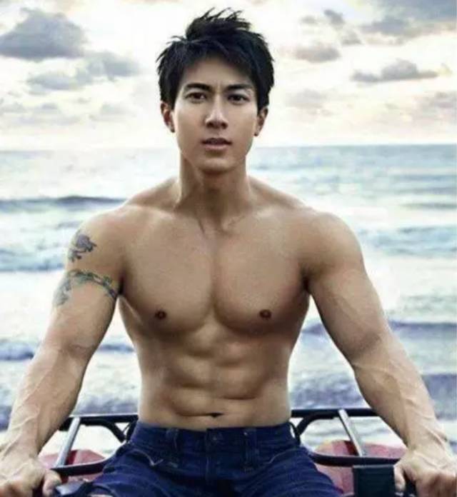 40岁的吴尊,你是吃了防腐剂吗?