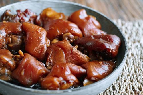 猪脚炖什么不油腻还营养 e773063da25646c2b42a44e86c190b74.jpeg