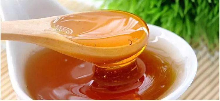 蜜糖怎么喝可以止咳 fc192b8b0bef4247aa2c55a2014be347.jpeg
