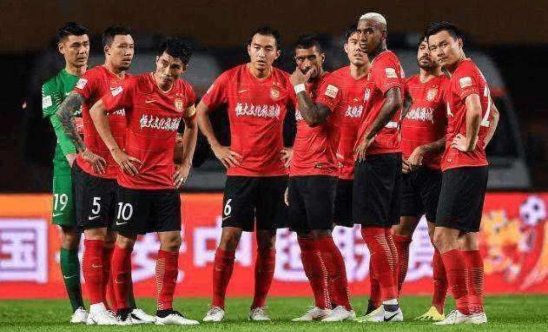 广州恒大已退出中超今赛季争冠行列，卡纳瓦罗：论球队伤病，谁比我惨！