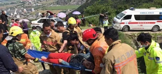 母亲节之殇!温岭农用车翻车:12死11伤...那一刻,到底发生了什