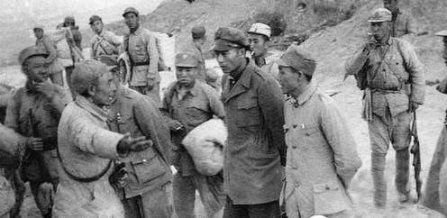 四野解放人口_解放战争图片(3)