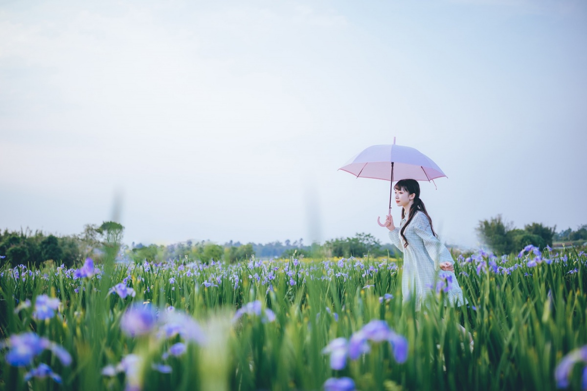 八位摄影师和一群汉服花仙子,带你穿越花海欣赏古风之