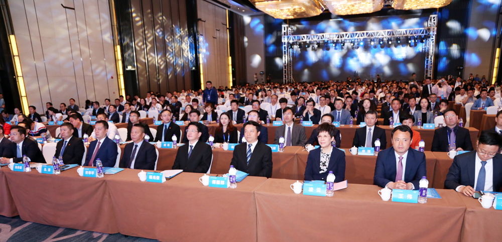 2019年经济转型_...大学资源,解决经济转型时期人才缺乏痛点