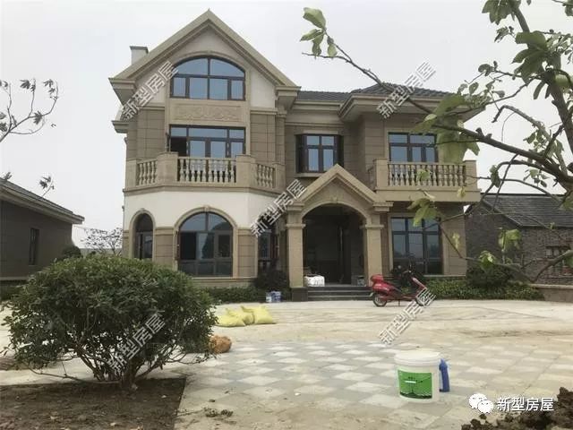 外墙贴什么瓷砖安全好看 5f4b18d3219f4f3d84c5db84f40c2914.jpeg