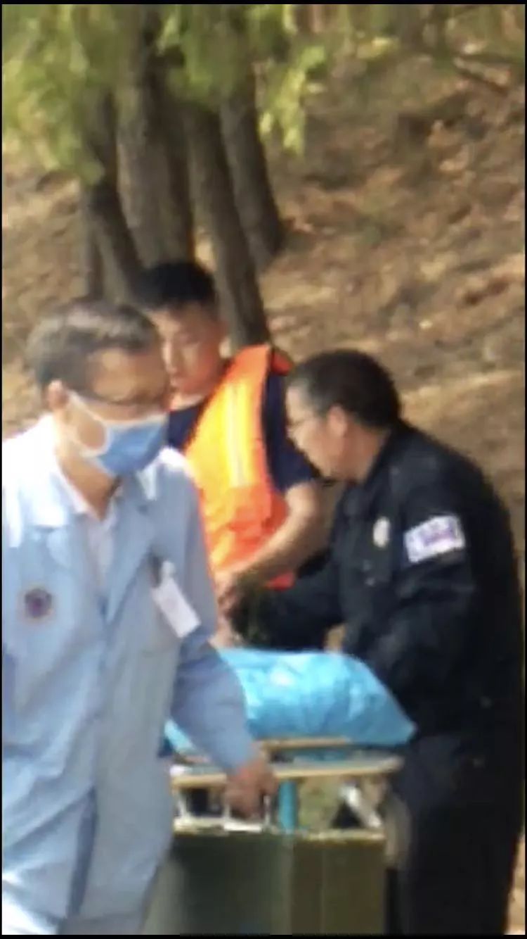 承德避暑山庄发生溺水事件:12岁女孩游玩时不慎落水.