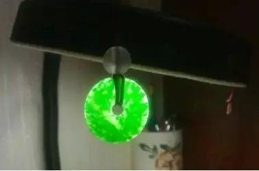 灯下美人的诗句 64b968b16d614b49bb90fc42d274cfb2.jpeg