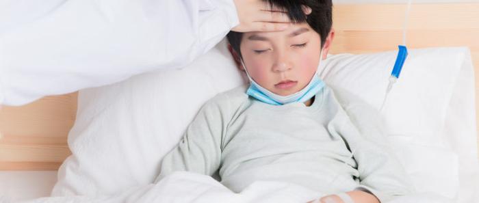                     感冒是什么？是病毒细菌和孩子免疫力的斗争，也许可以提高免疫力