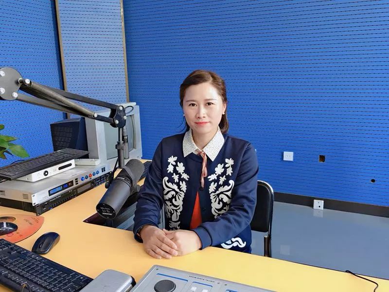 盘锦万众摄影机构走进直播间 明升88娱乐注册