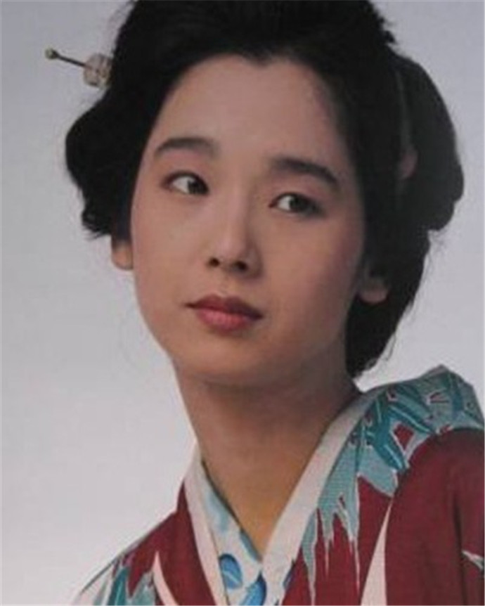 "阿信"在中国演慈禧太后,田中裕子说,生活中我就是个家庭妇女