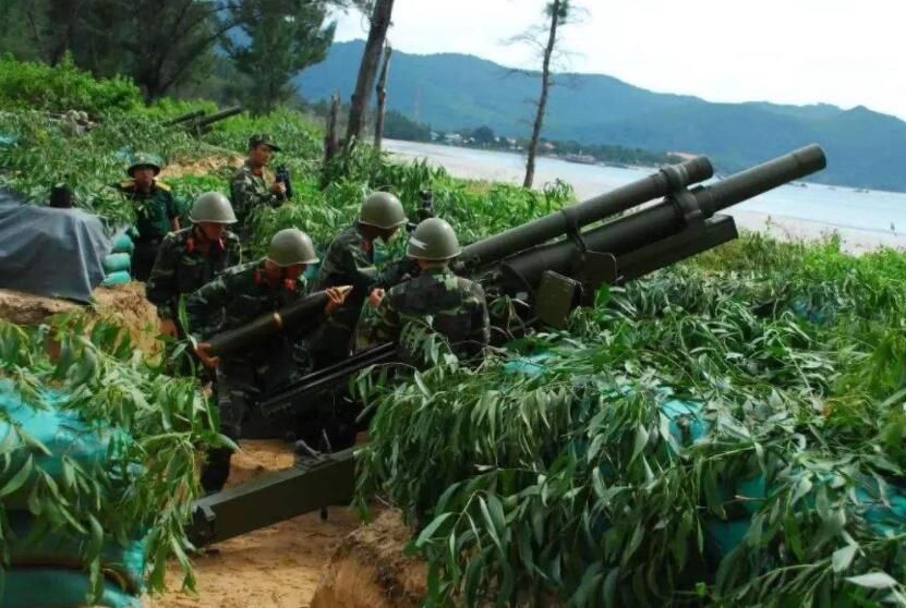 我们看一下越南炮兵团的情况,一个标准的越南炮兵团,装备了12门122