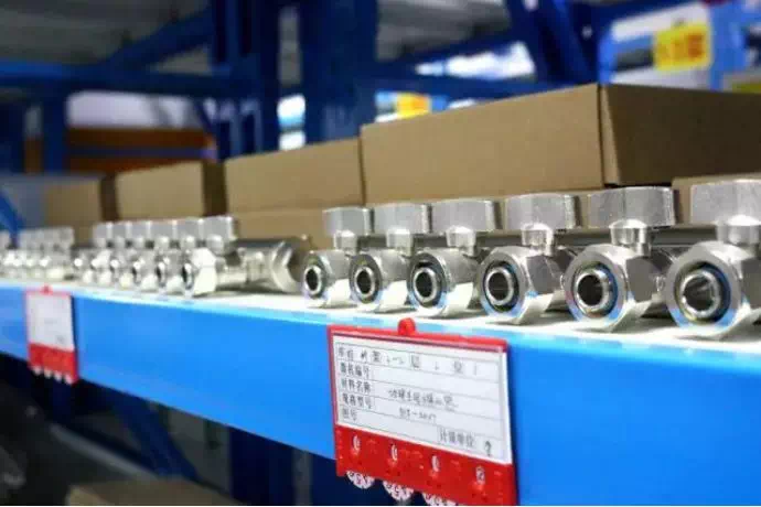 gdp数量比质量重要_历史中国gdp世界占比(3)
