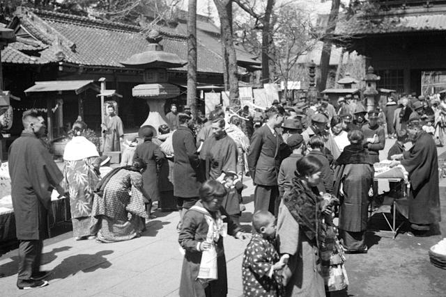 三十年代日本，侵华时期的本土生活