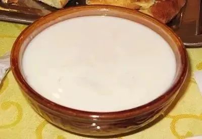 酸奶加什么会中毒 2fd8256e49354645a3c1743c19d66987.jpeg