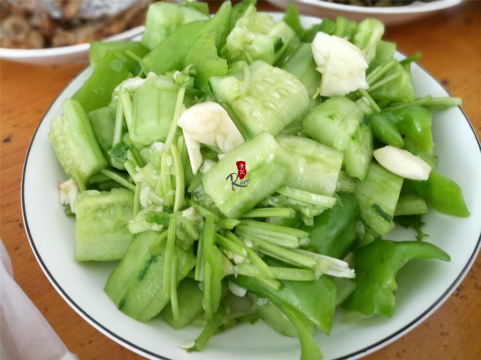 400c43f1df524b66a3f60bc2c7ab557a.jpeg
