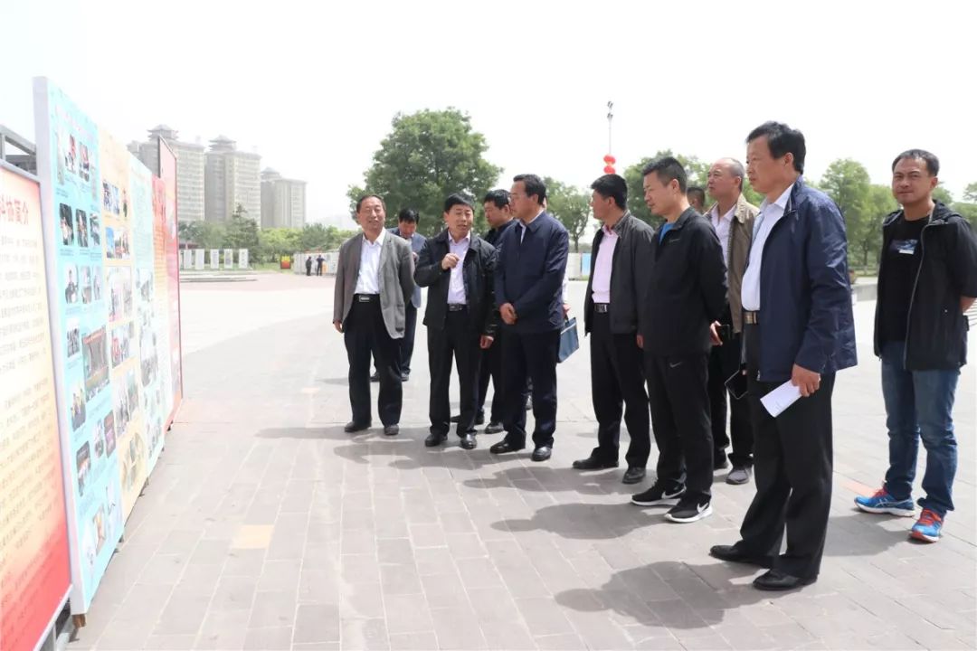 甘肃省庆阳市委老干部局考察团来咸阳老年大学参观学习