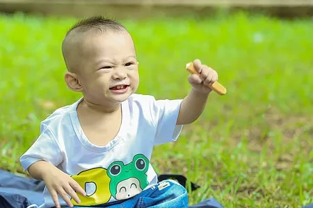 三岁孩子的正常视力标准 4eb2d0fcba034c27b7d16438e4781fee.jpeg