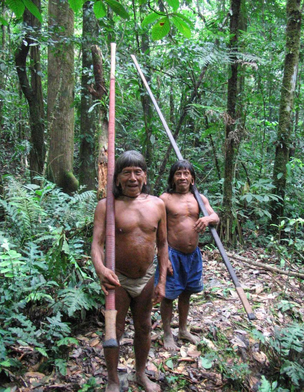 原创             南美有个哑巴部落，5万人一辈子不说一句话，喜欢生吃毒蛇