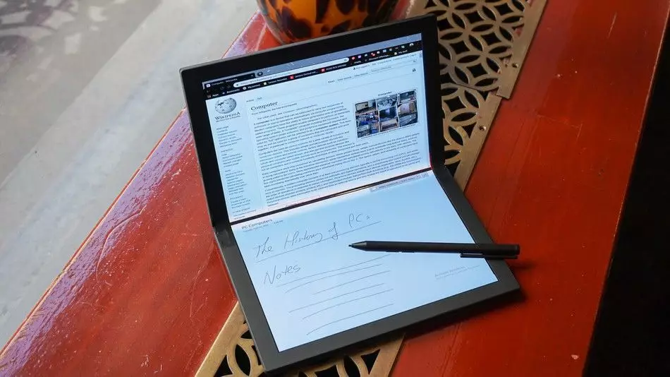 原创             联想发布世界首款折叠屏笔记本电脑，这就是笔电的未来？