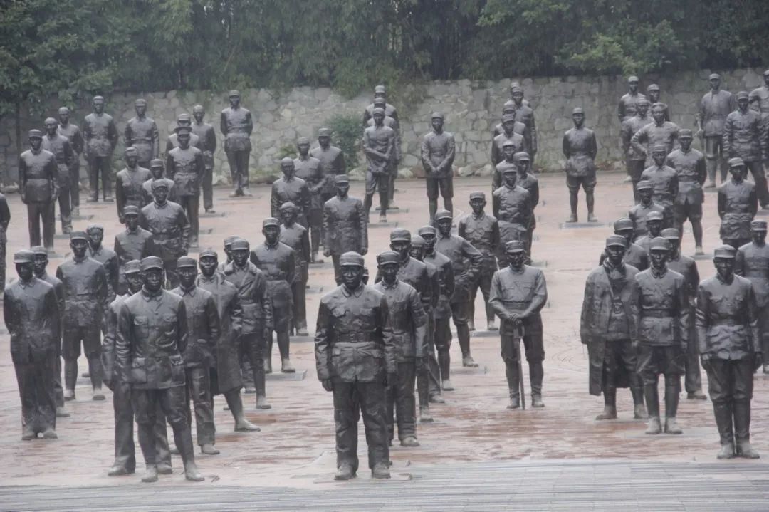 辞职市长获省里表彰！如果你知道他做的事，你一定会肃然起敬