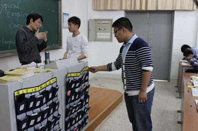本科生禁带手机是什么情况?本科生禁带手机进课堂真的有效吗? 澳门百家乐