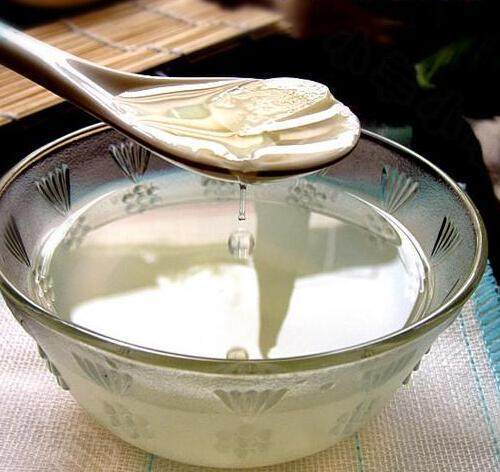                     这个食物做菜经常放，把它切碎煮水，宝宝感冒咳嗽、流鼻涕可以用