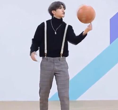怎么打篮球可以更厉害一些 a9c38358c46143c4a0f4edddcbb74062.jpeg