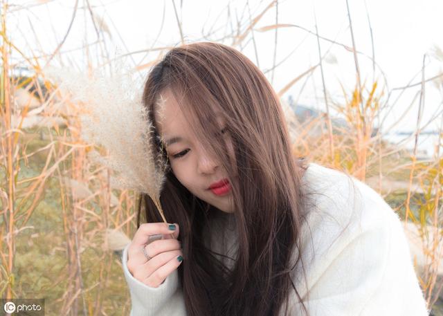 怎么开口跟女生做朋友 b840f173643749fea213a14c01297764.jpeg