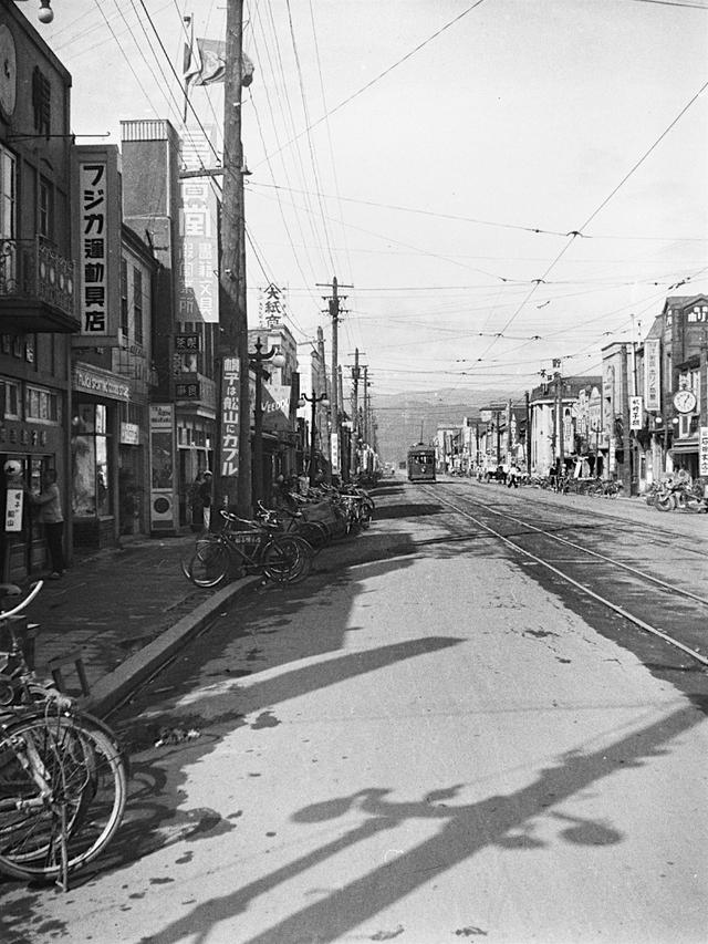 三十年代日本，侵华时期的本土生活