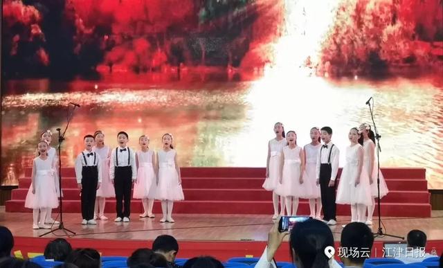 怎么学唱戏而且很好听 cd56871d3d1e4f2b8f6ce9d6de90bc44.jpeg