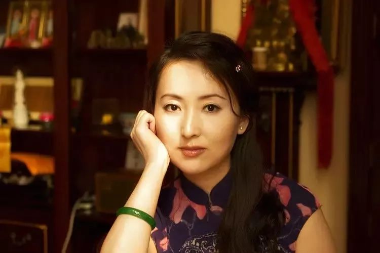 三十岁的女老总_三十岁男人照片(2)