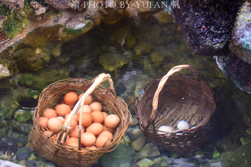 原创 贡嘎雪山下有个药池沸泉，可以煮鸡蛋和直接饮用，也可以沐浴泡脚