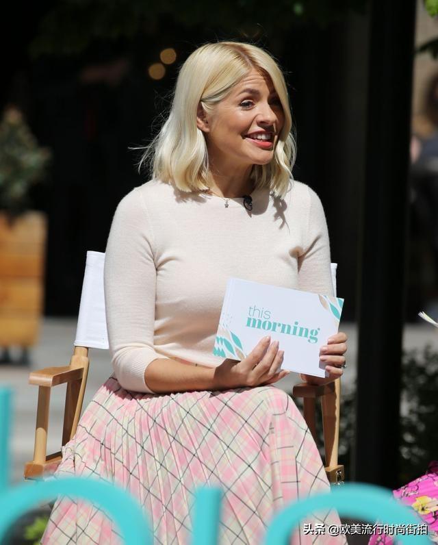 霍莉·威洛比(holly willoughby)在伦敦参加itv的节目