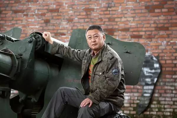 辞职市长获省里表彰！如果你知道他做的事，你一定会肃然起敬