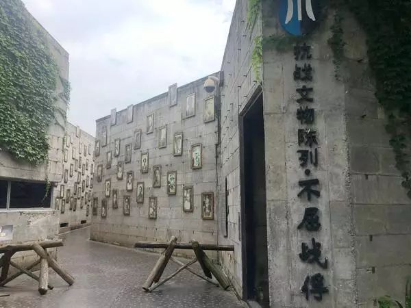 辞职市长获省里表彰！如果你知道他做的事，你一定会肃然起敬