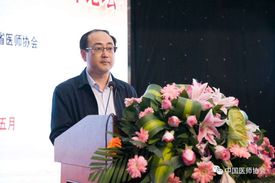 张晓乙书记致辞潍坊市人民医院党委书记张晓乙在致辞中表示,儒学文化