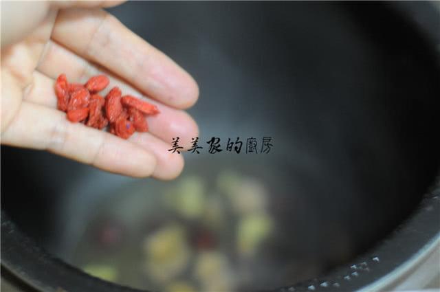 258fd1927737479bbc6cb4328bebdbeb.jpeg