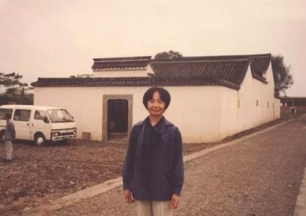 点击图片看原样大小图片