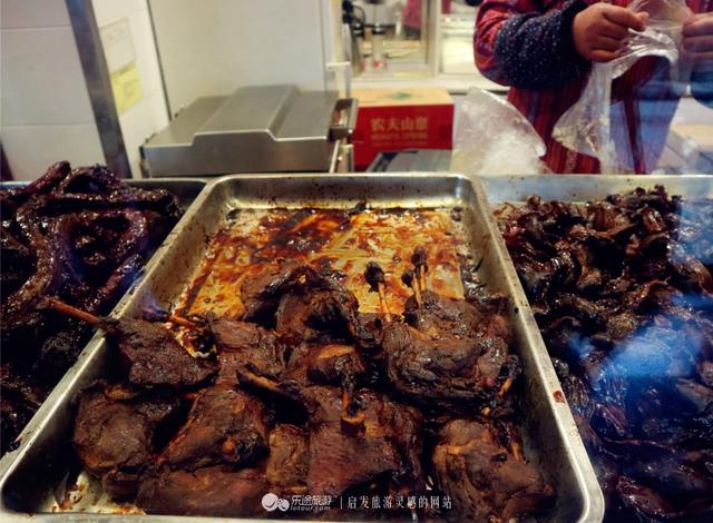 暴走乌镇西栅,品尝风味小吃