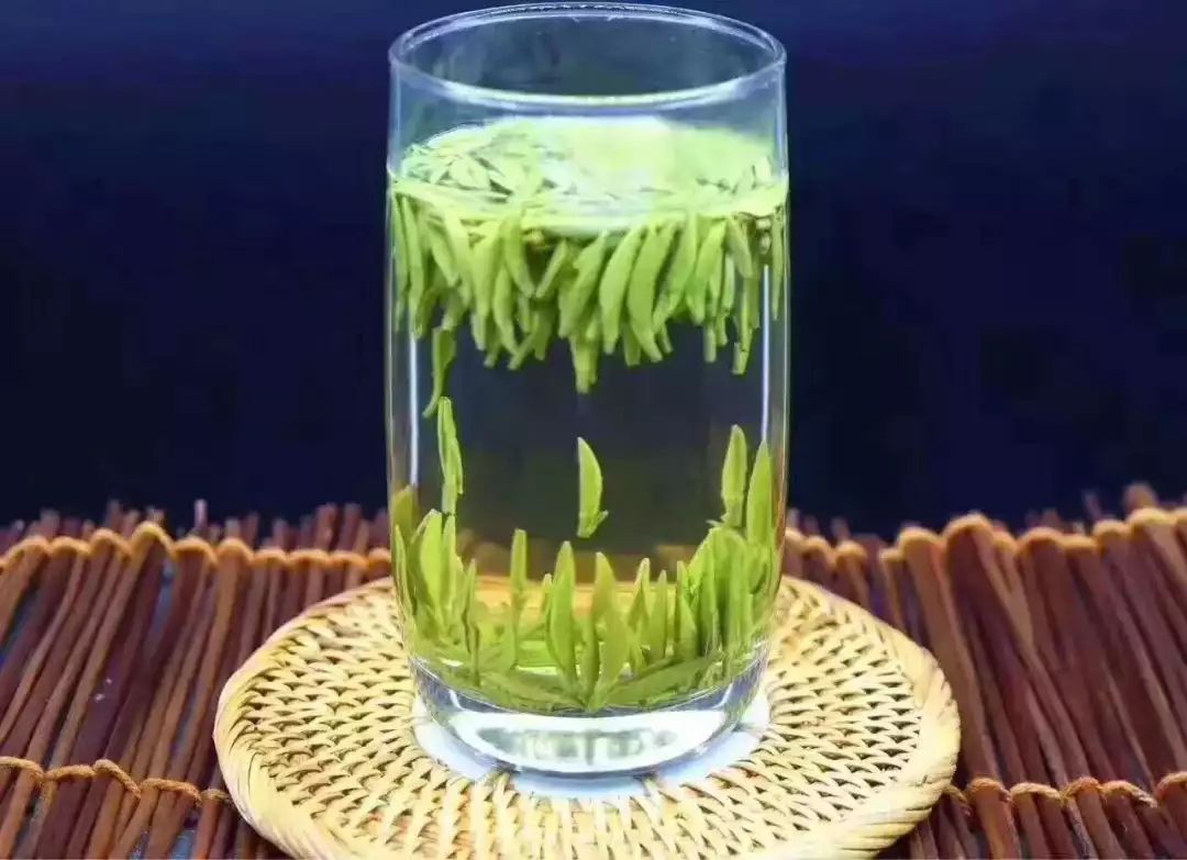 泡茶的茶叶可以泡绿茶吗 7705bb8b496f408eb2f998cdcfe745a0.jpeg