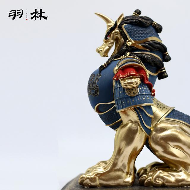 将军貔貅,纯手工制作彩绘,披身铠甲威慑四方