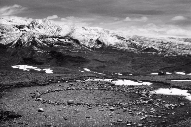 ����¡���ح����һ����ʱ�䴩��������ɳĮ